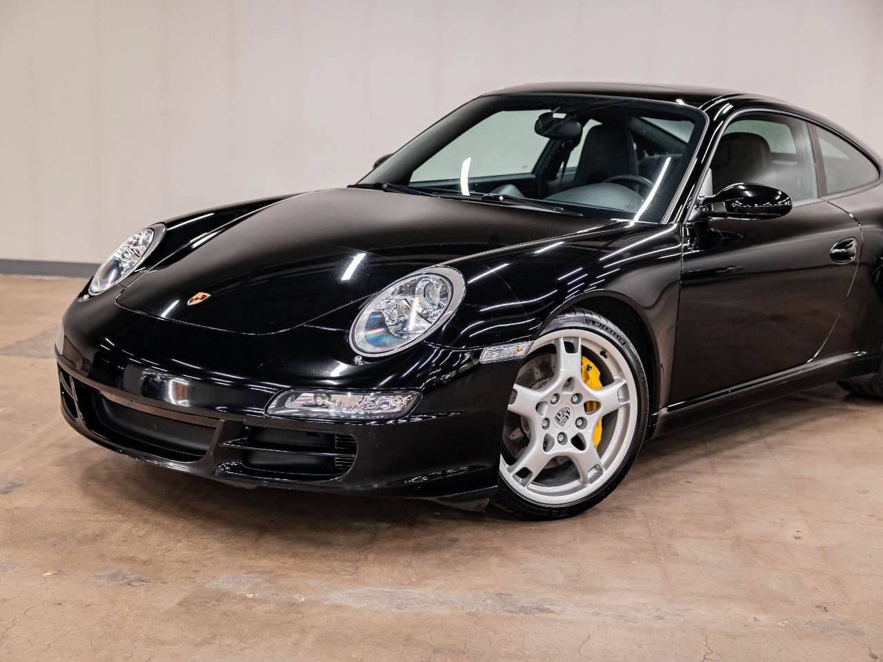 Used 2005 Porsche 911 Carrera S RWD image 22