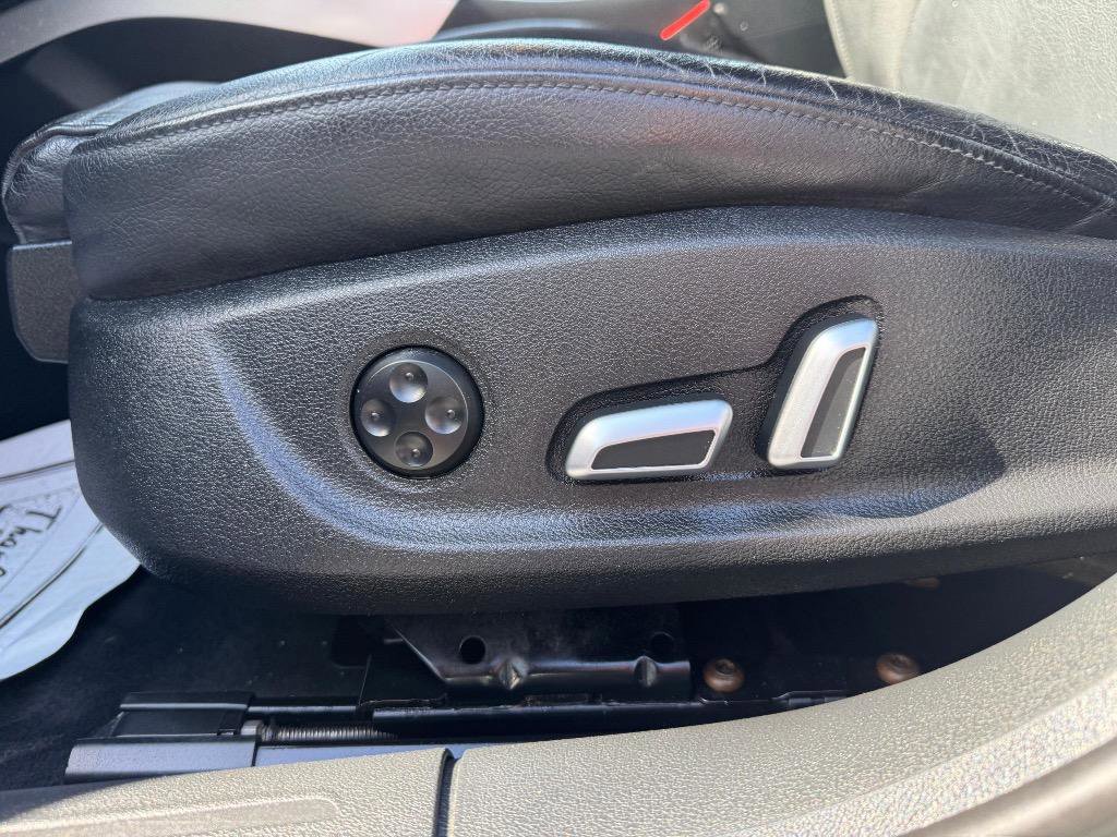 Used 2015 Audi A4 2.0T Premium Plus w/ Technology Package image 10