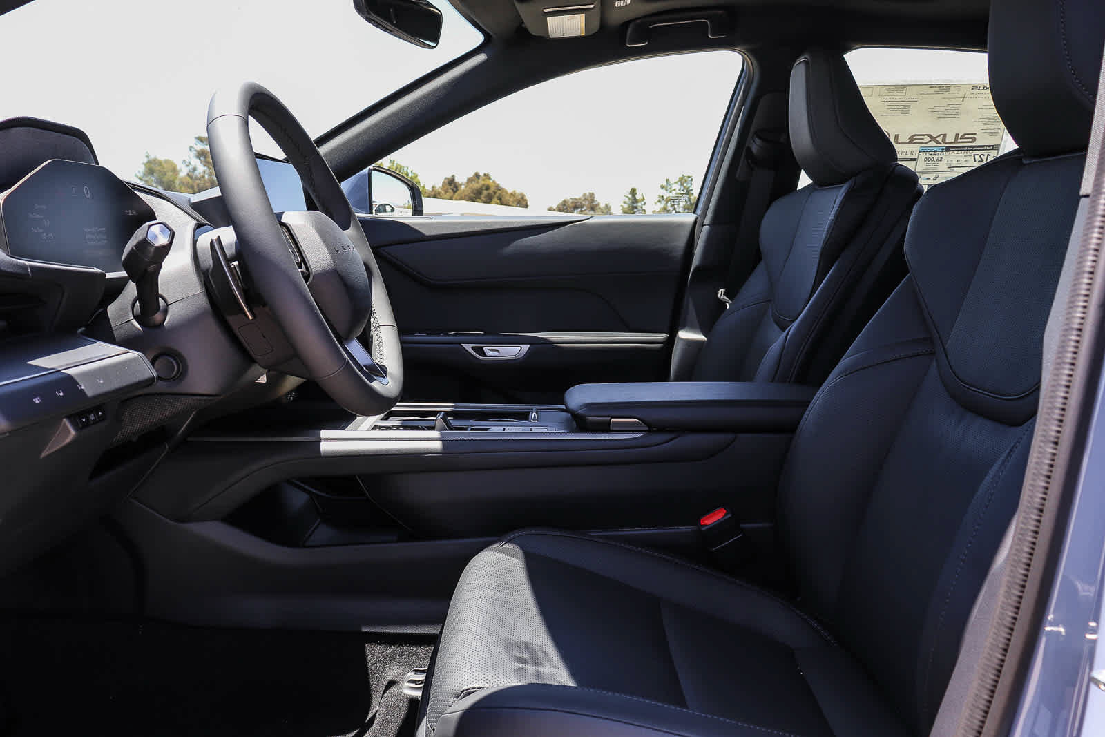 New 2026 Lexus ES 350e FWD image 18