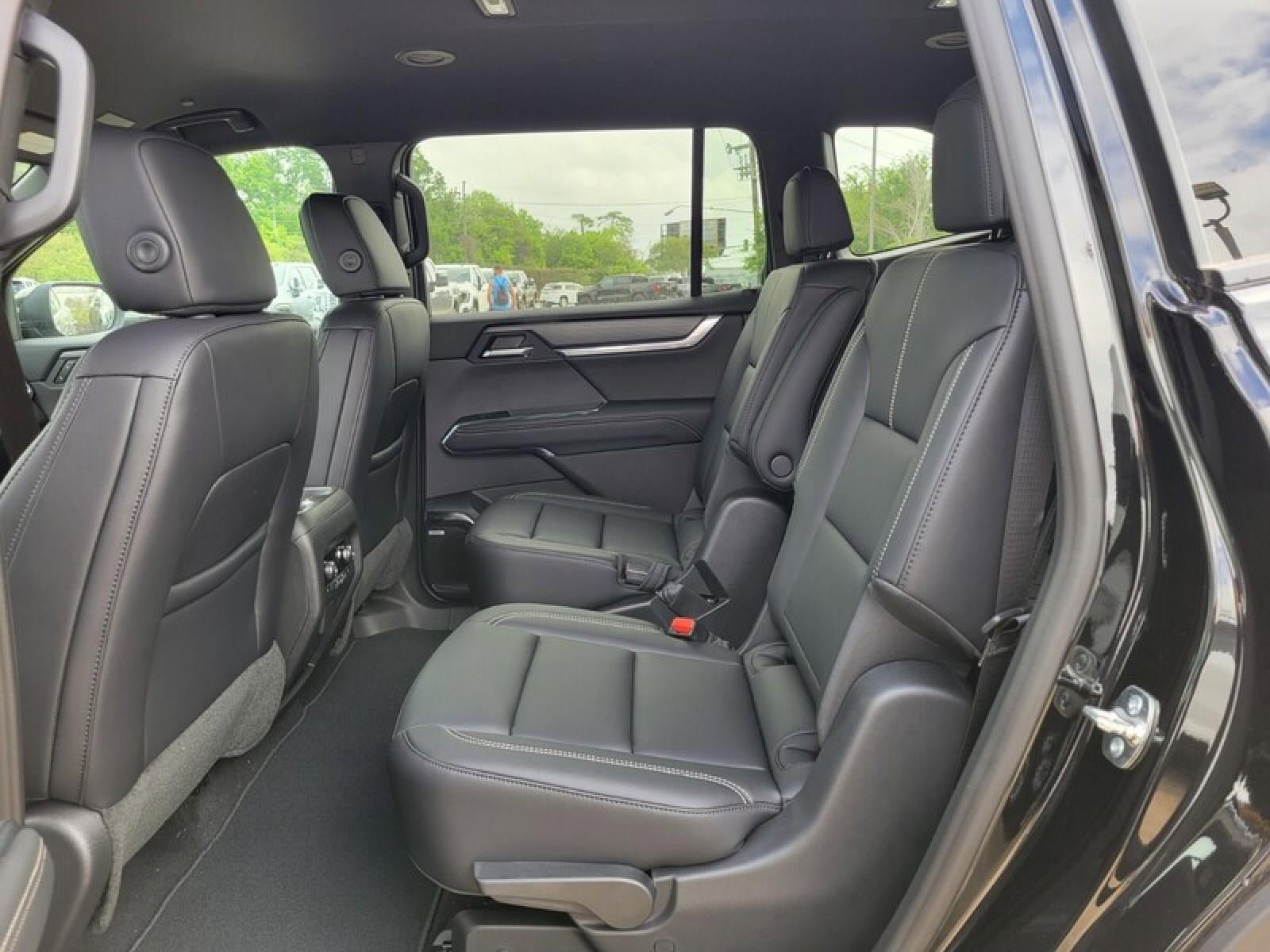 New 2026 GMC Acadia Elevation w/ Elevation Premium Package FWD image 29