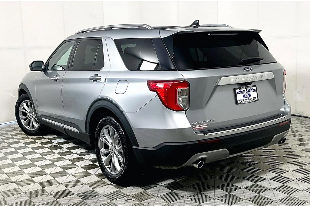 Used 2024 Ford Explorer Limited image 11