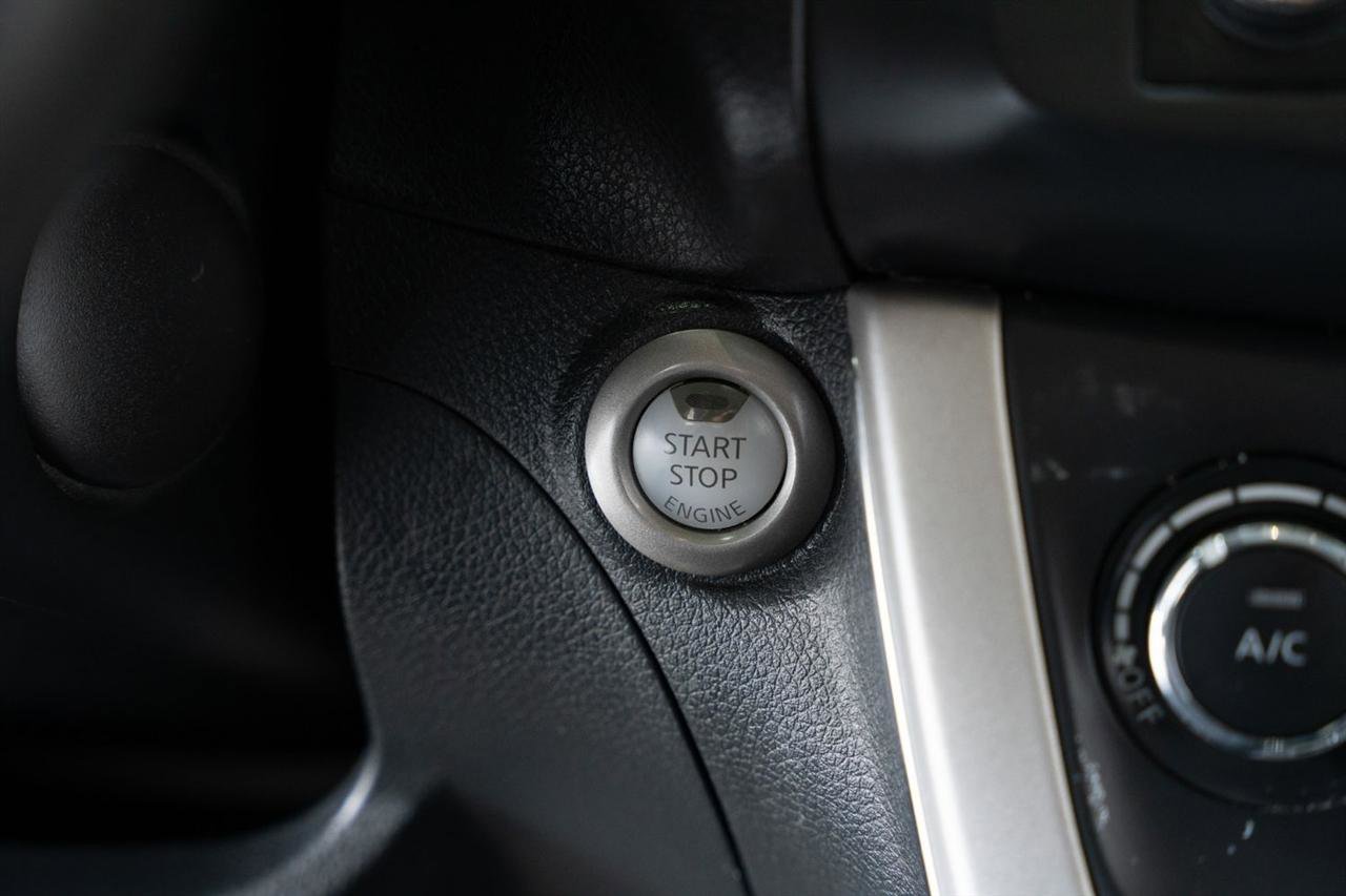 Used 2015 Nissan Sentra SV w/ Style Package FWD image 21