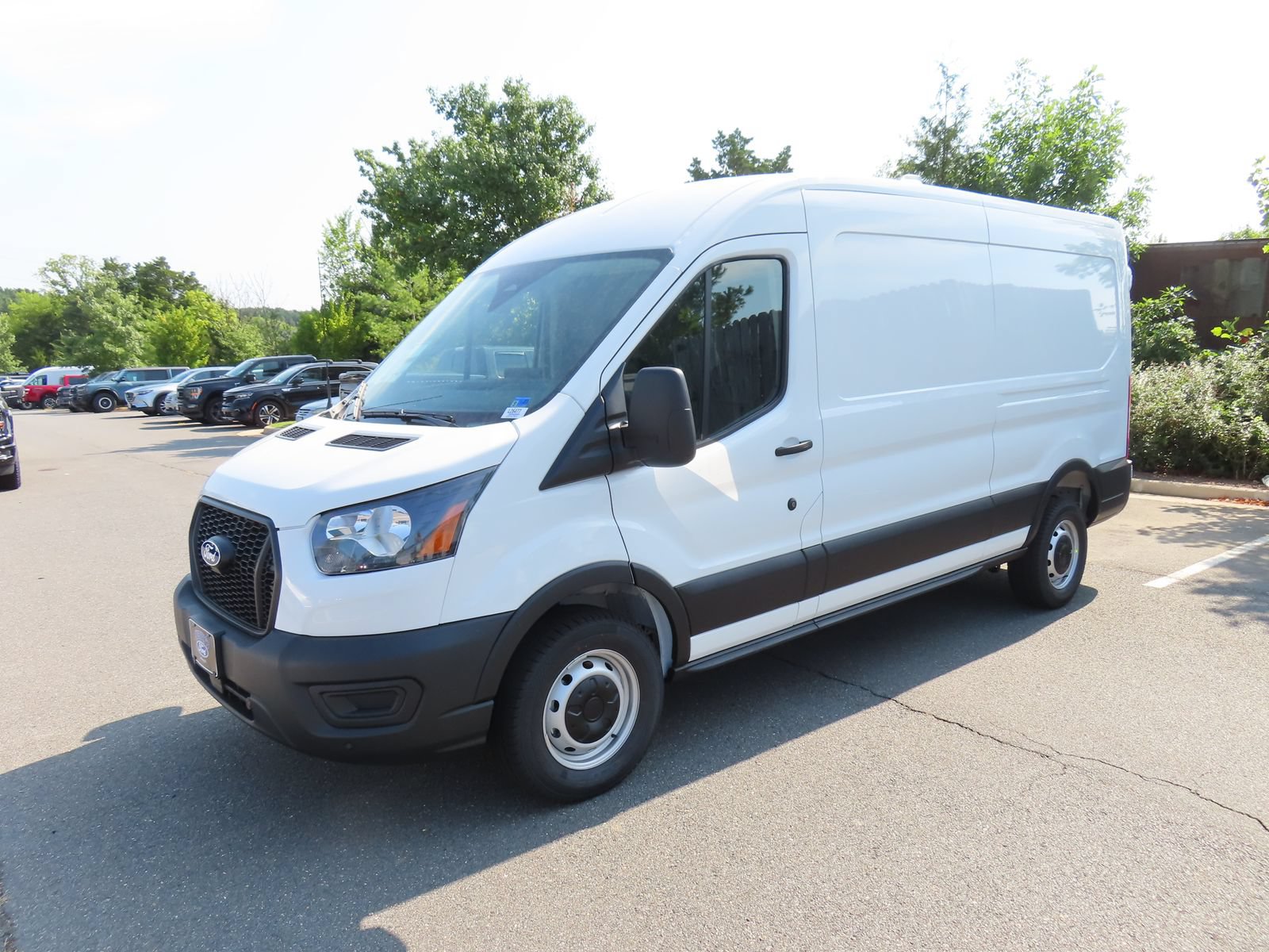 New 2026 Ford Transit 250 148 Medium Roof RWD image 3