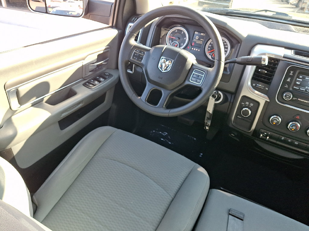 Used 2018 RAM 2500 SLT AWD/4WD image 15
