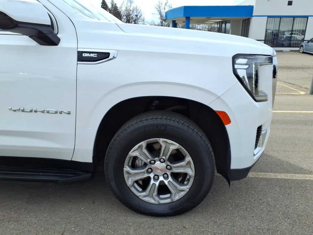 Used 2023 GMC Yukon SLE w/ Gmc Pro Safety Plus Package image 26