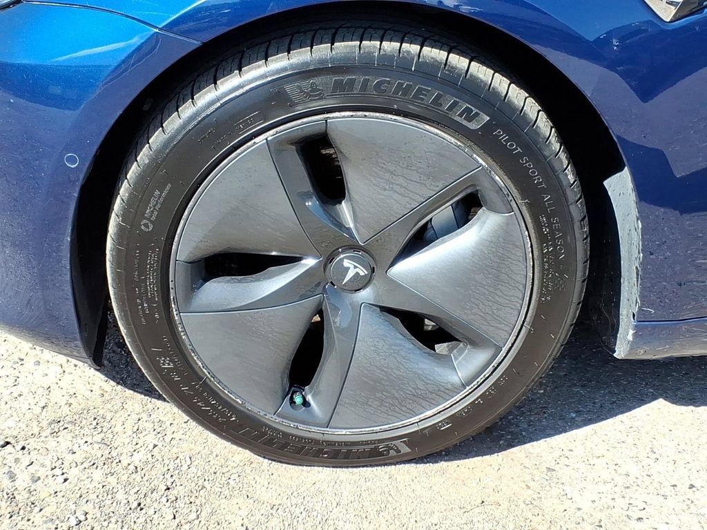 Used 2018 Tesla Model 3 Long Range AWD/4WD image 9