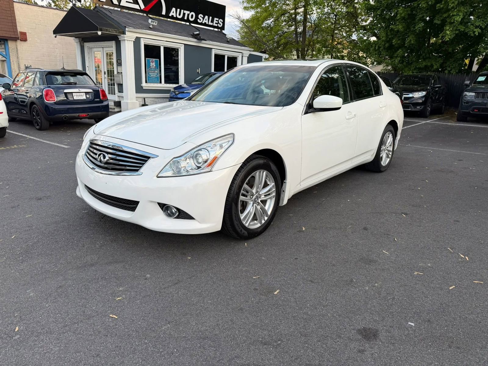 Used 2012 INFINITI G25 x AWD/4WD image 2
