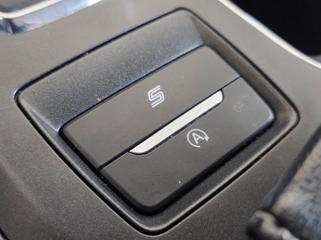 Used 2020 Ford Fusion SE w/ Fleet SE Value Package image 24