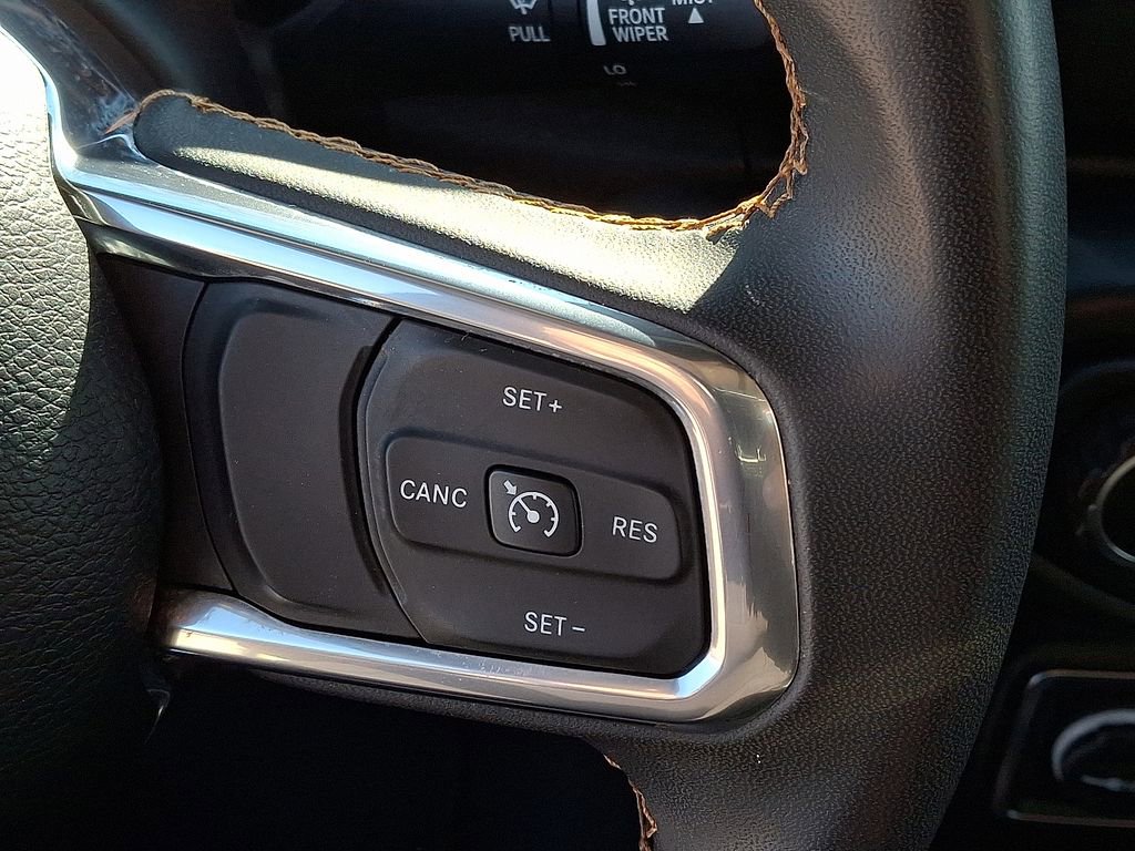 Used 2023 Jeep Gladiator Overland image 21