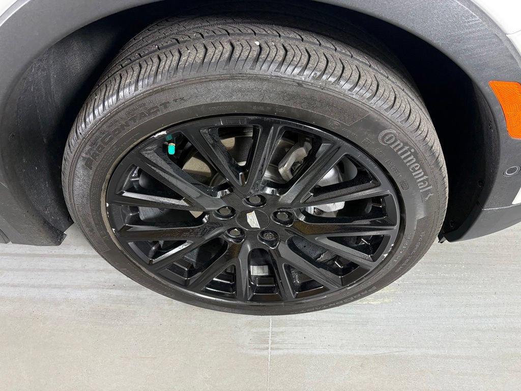 Used 2022 Cadillac XT4 Sport AWD/4WD image 11