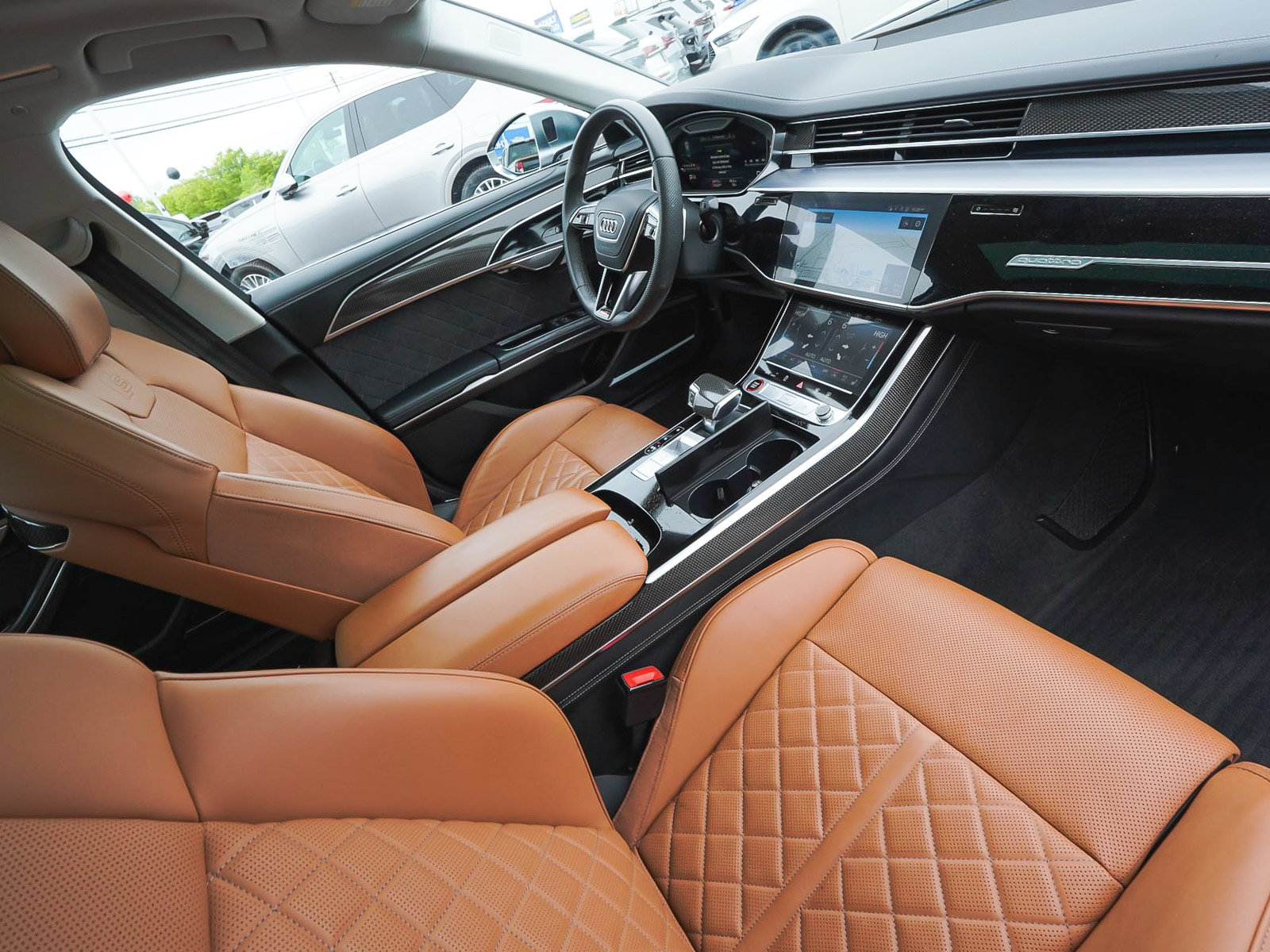 Used 2023 Audi S8 w/ S8 Comfort Plus Package AWD/4WD image 45