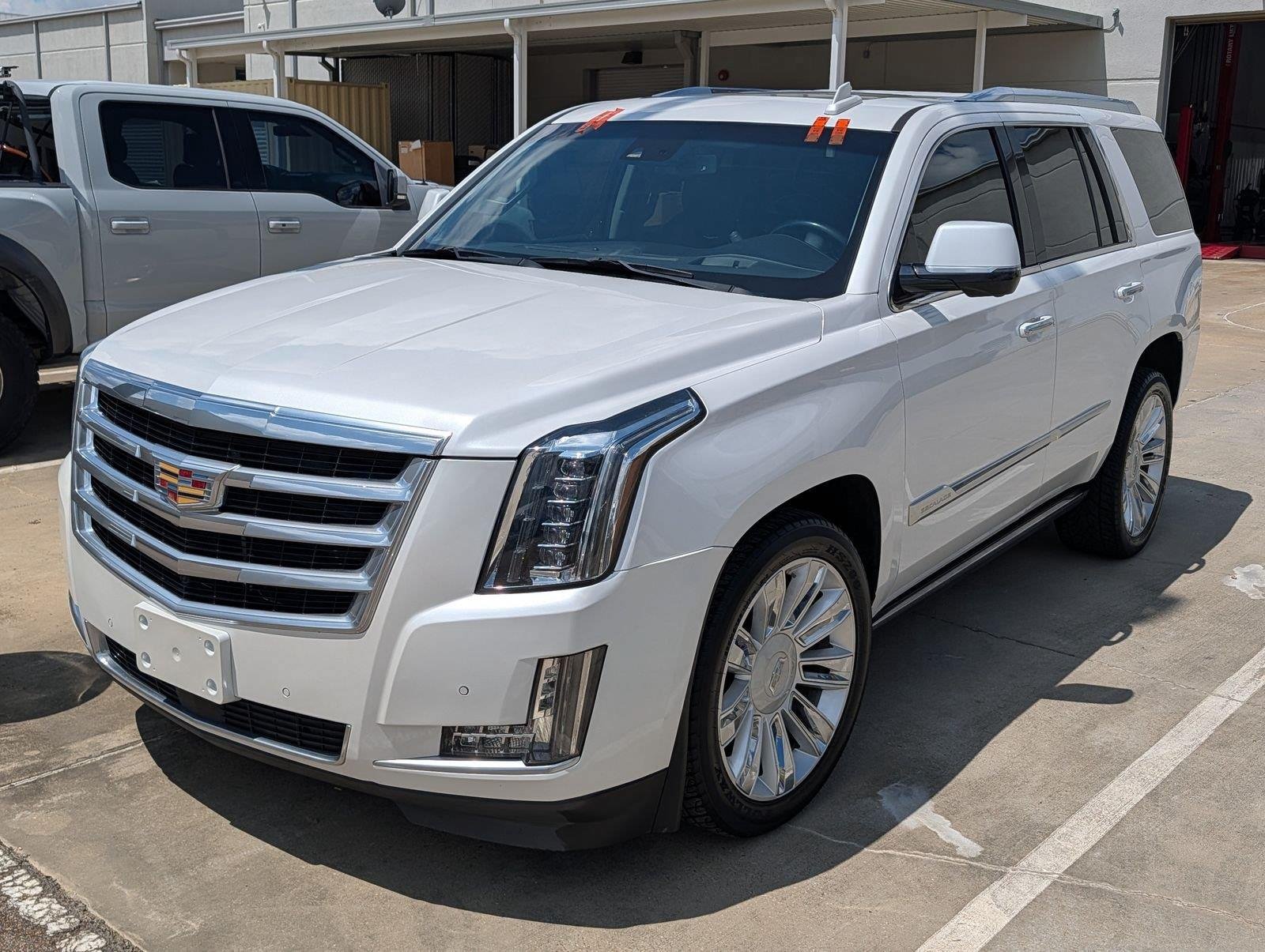 Used 2016 Cadillac Escalade Premium AWD/4WD video 1