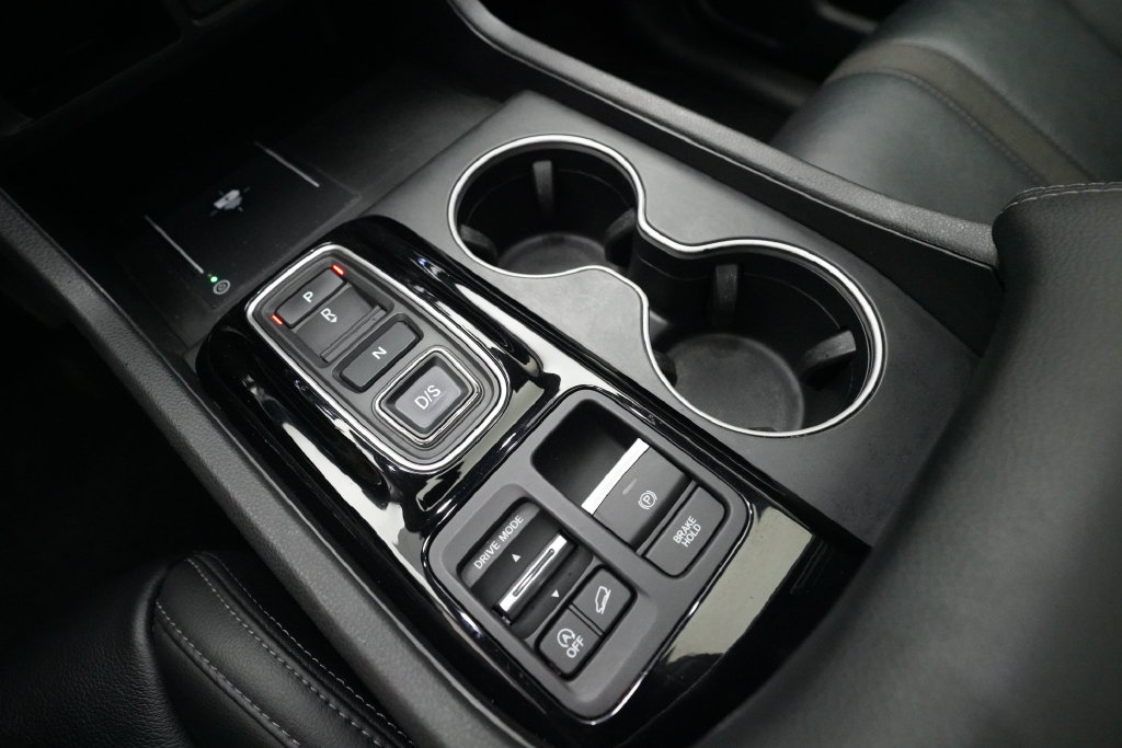 Used 2023 Honda Pilot Touring image 17