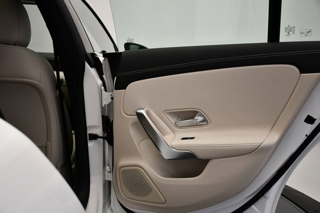 Used 2023 Mercedes-Benz CLA 250 CLA 250 image 49