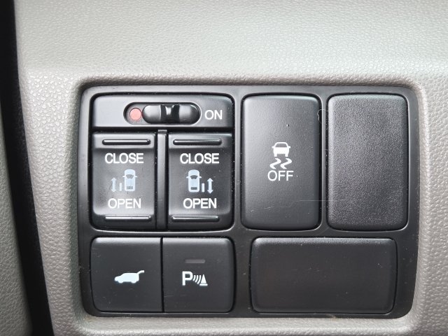 Used 2011 Honda Odyssey Touring image 21