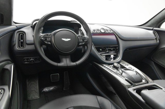 Used 2023 Aston Martin DBX 707 image 6