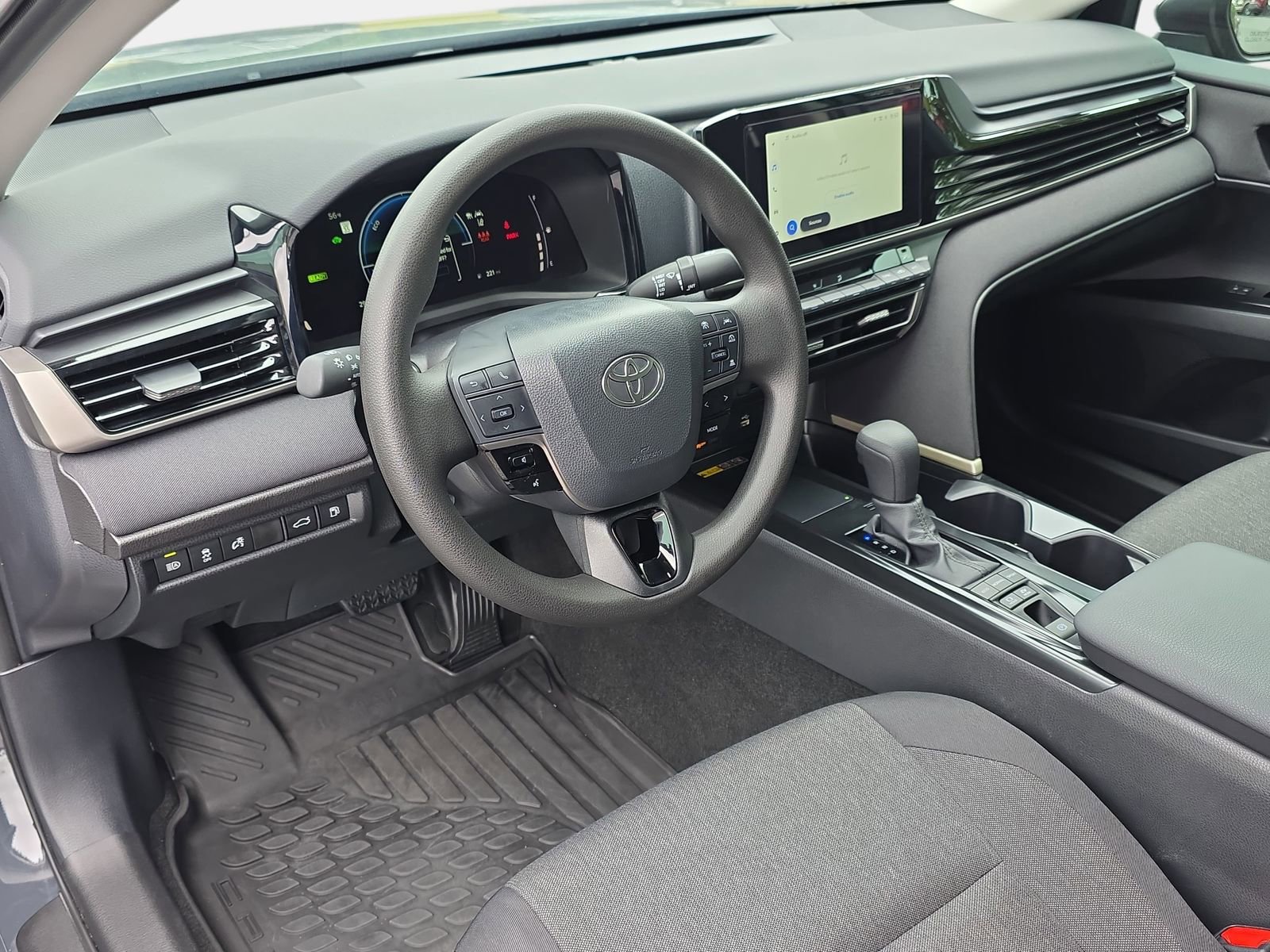 Used 2026 Toyota Camry LE FWD image 15