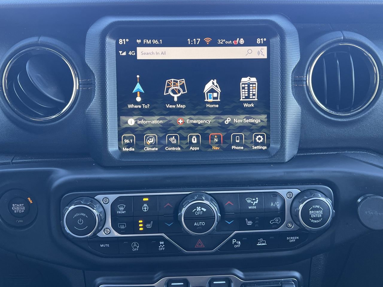 Used 2021 Jeep Wrangler Unlimited Sahara image 6