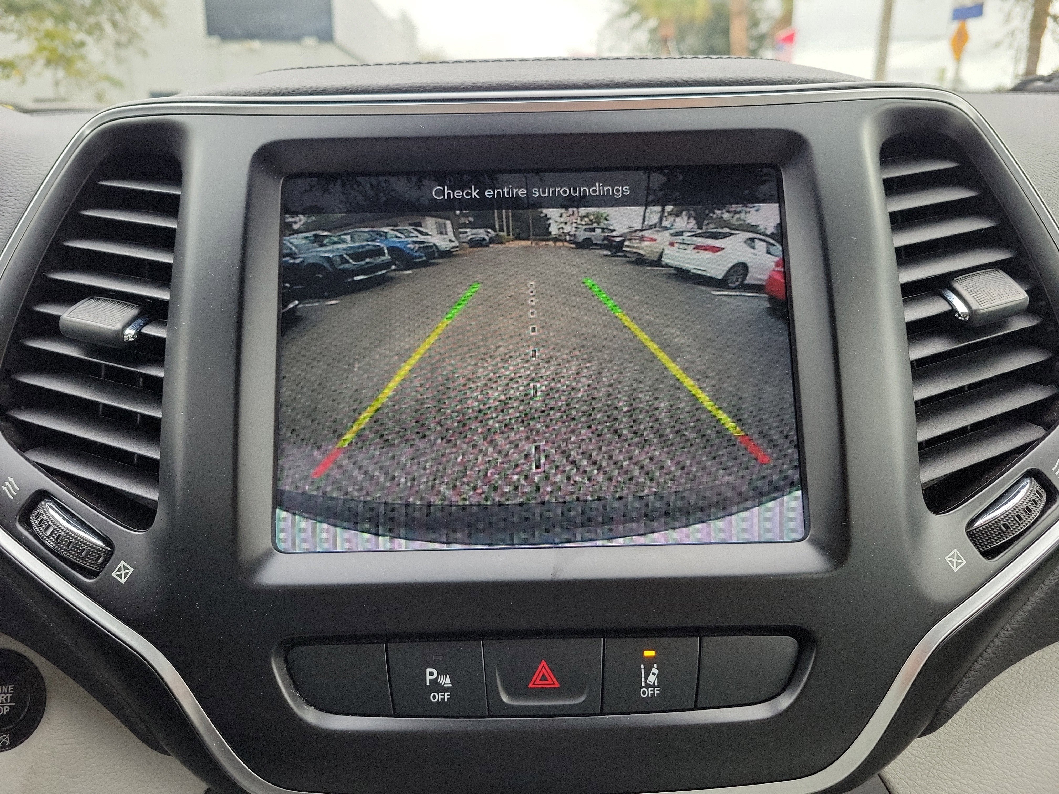 Used 2021 Jeep Cherokee Latitude Lux w/ Sun & Sound Group image 35