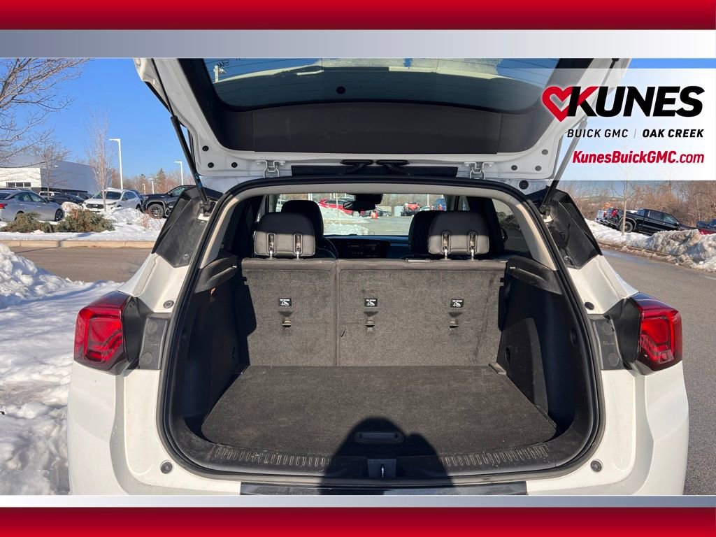 Used 2024 Buick Encore GX Sport Touring image 6