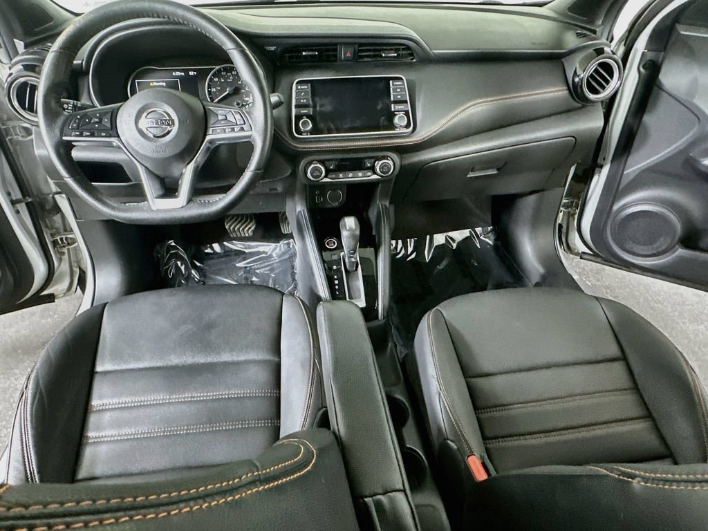 Used 2019 Nissan Kicks SR w/ SR Premium Package FWD image 15