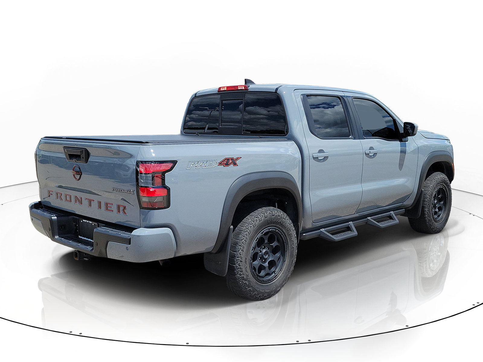 Used 2022 Nissan Frontier PRO-4X w/ Off-Road Protection Package AWD/4WD image 3