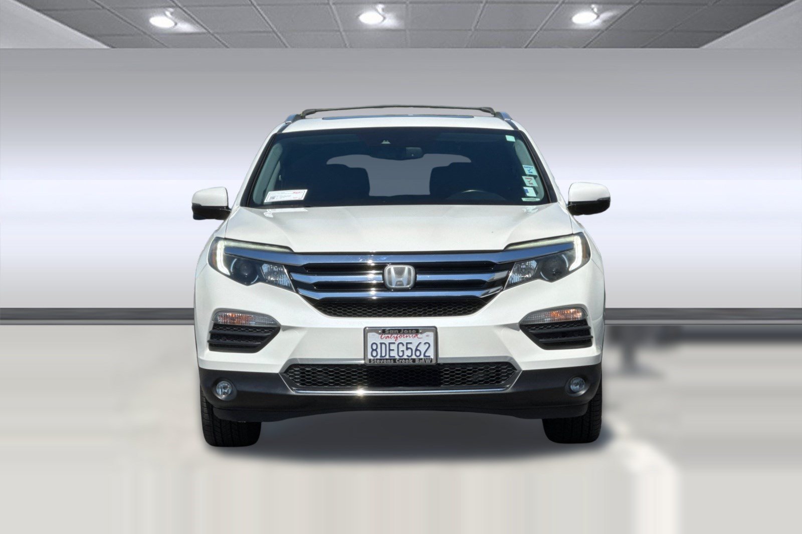 Used 2017 Honda Pilot Touring image 5
