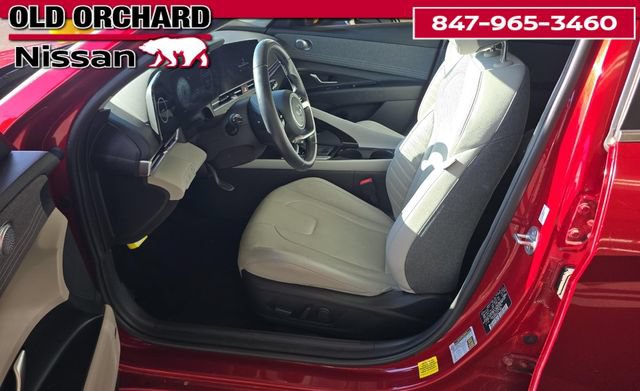Used 2023 Hyundai Elantra Limited FWD image 7