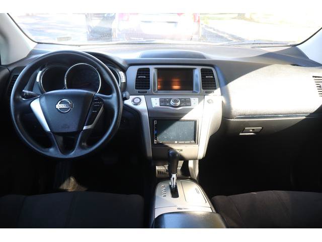 Used 2013 Nissan Murano S AWD/4WD image 9