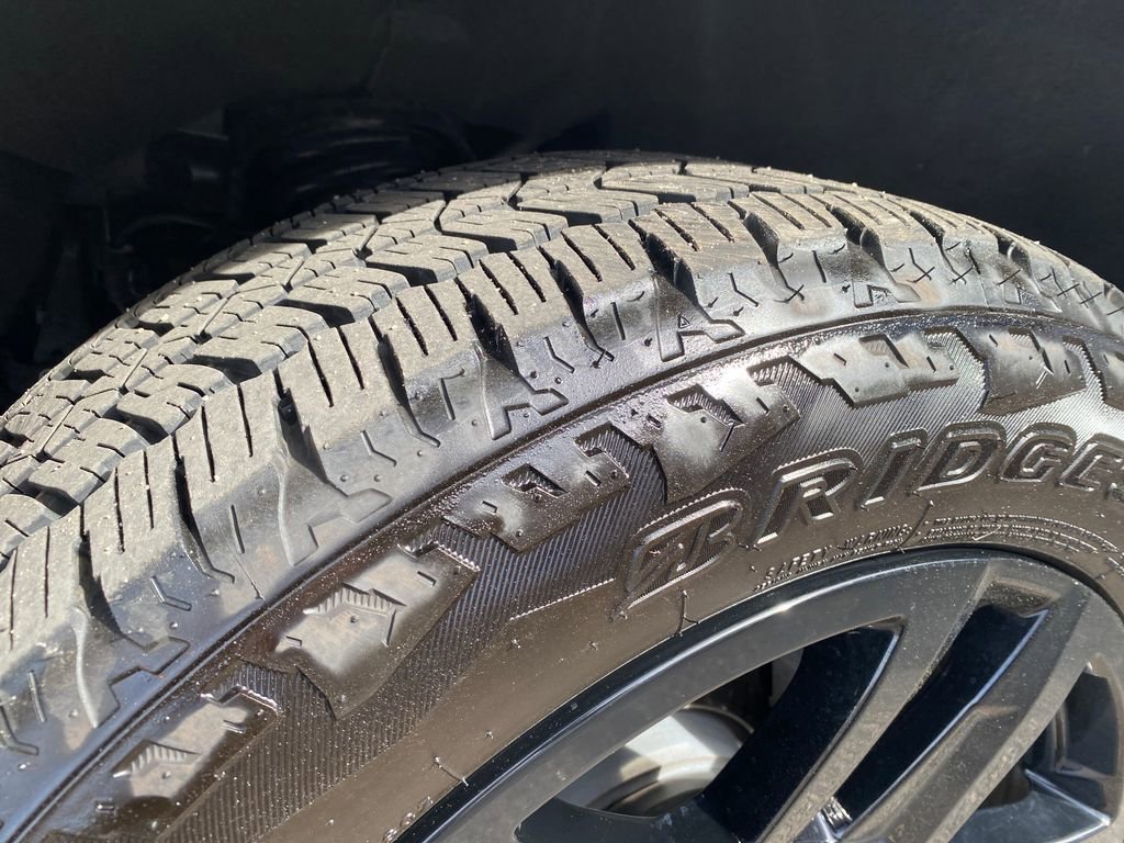 Used 2025 Chevrolet Colorado Z71 w/ Z71 Convenience Package 2 AWD/4WD image 28