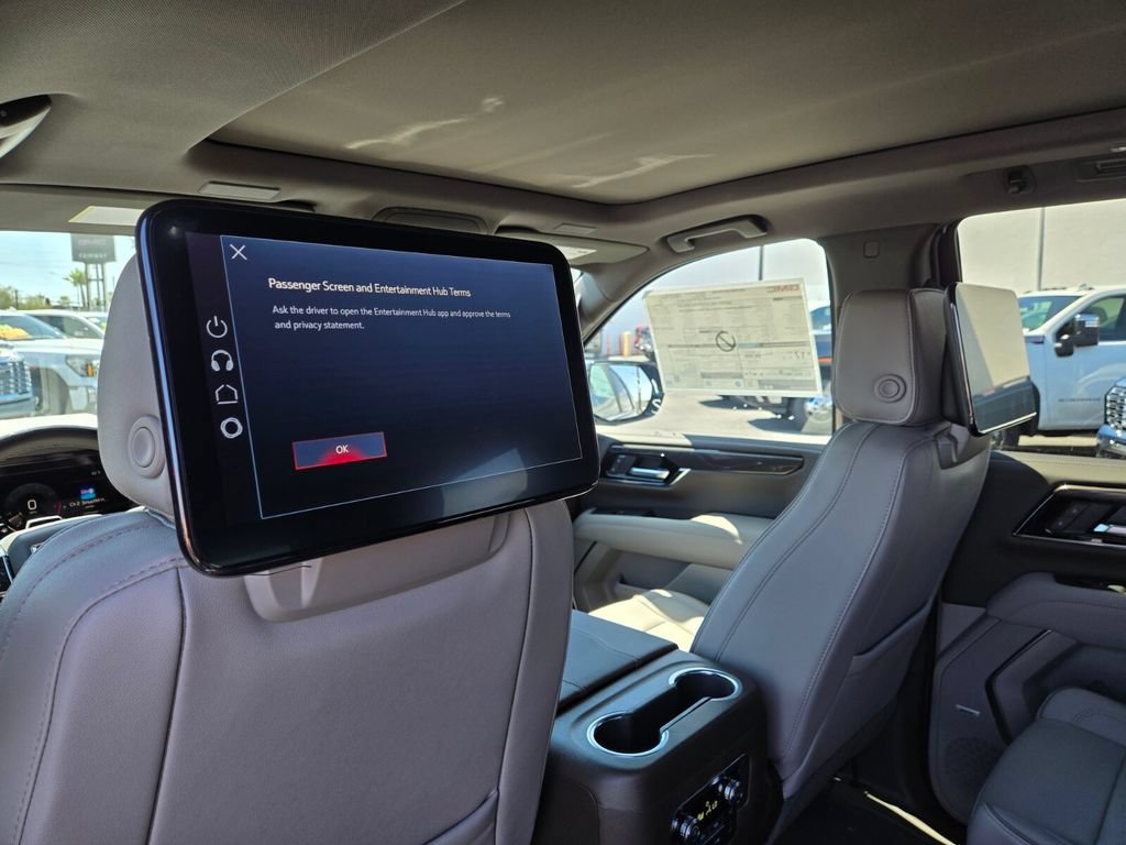 New 2026 GMC Yukon Elevation AWD/4WD image 10
