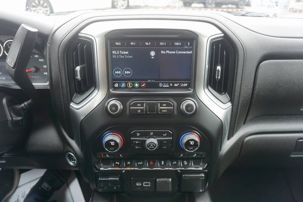 Used 2022 Chevrolet Silverado 1500 LT Trail Boss w/ Convenience Package II image 13