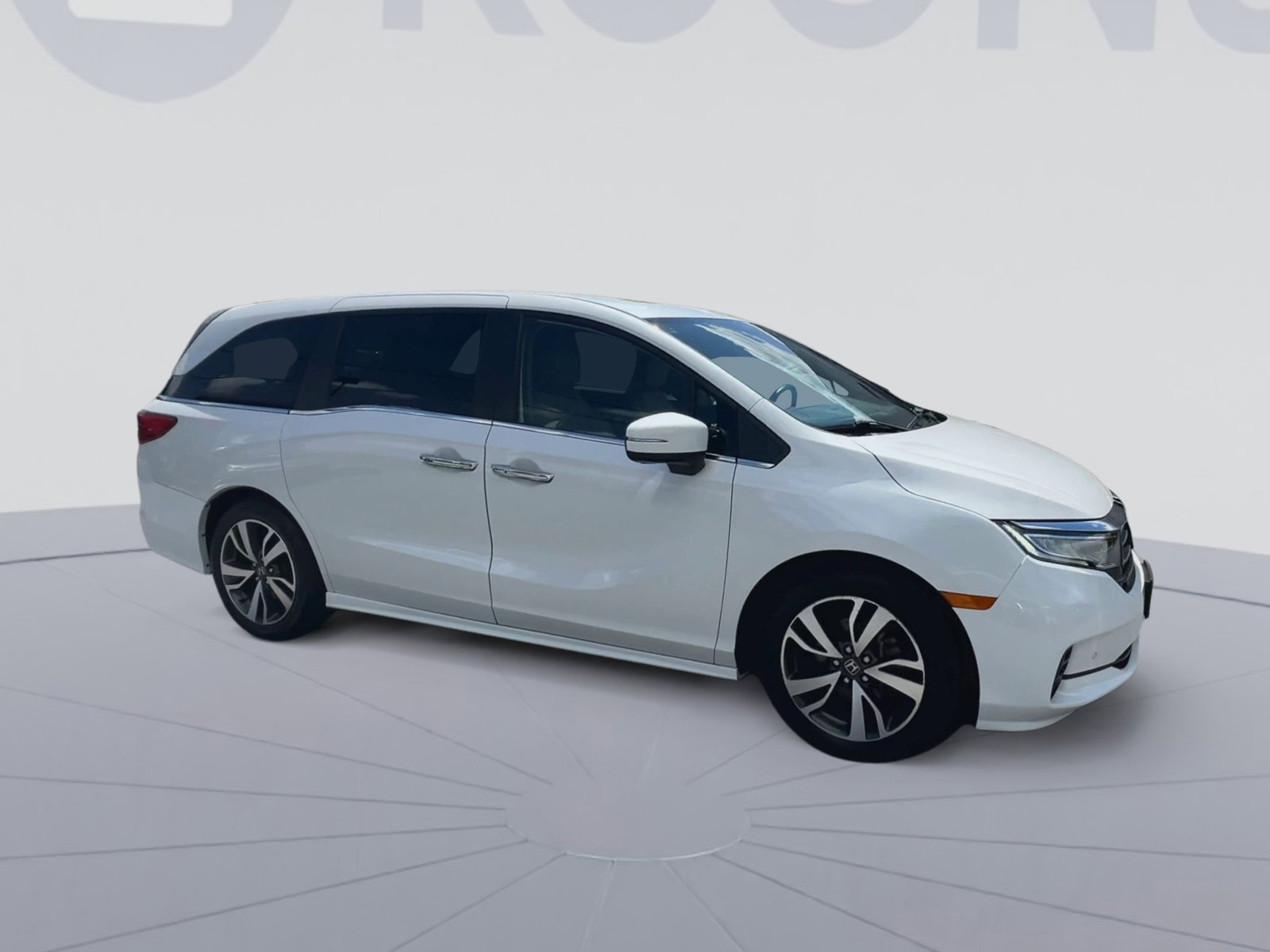 Used 2023 Honda Odyssey Touring image 2