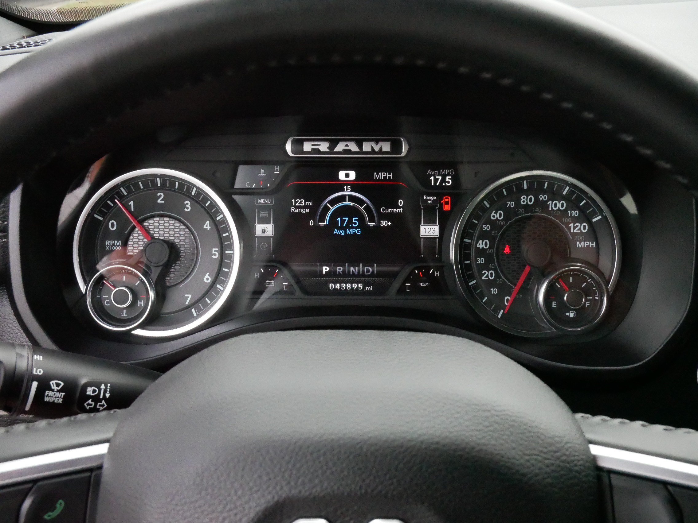Used 2023 RAM 1500 Laramie AWD/4WD image 21