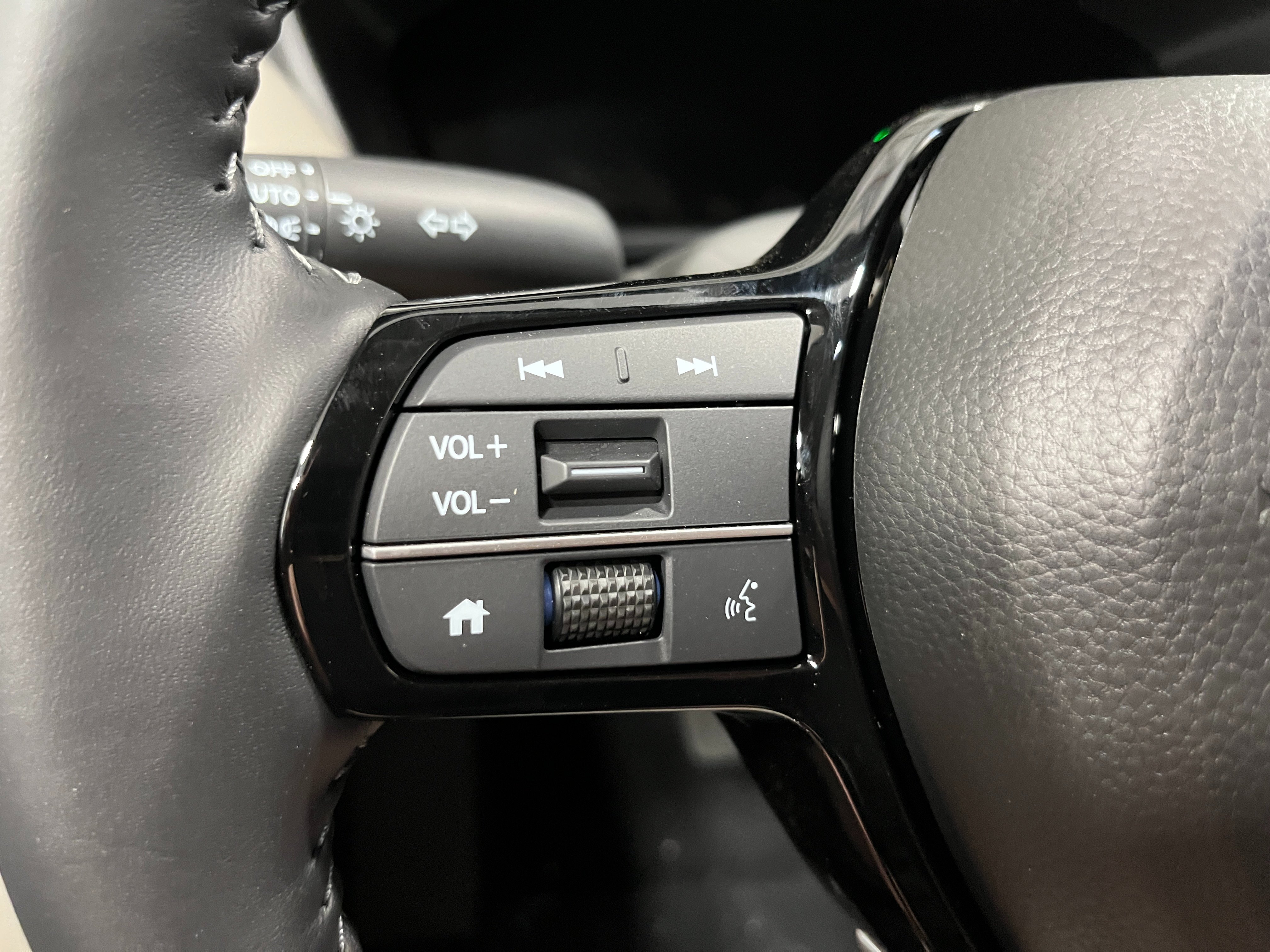 New 2027 Honda HR-V EX-L image 17