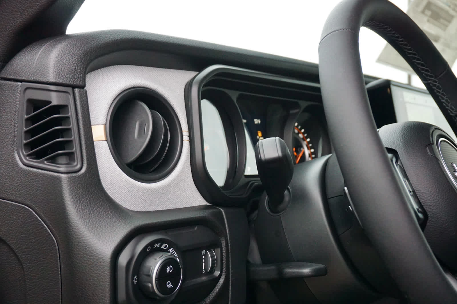 New 2027 Jeep Gladiator Sport AWD/4WD image 40