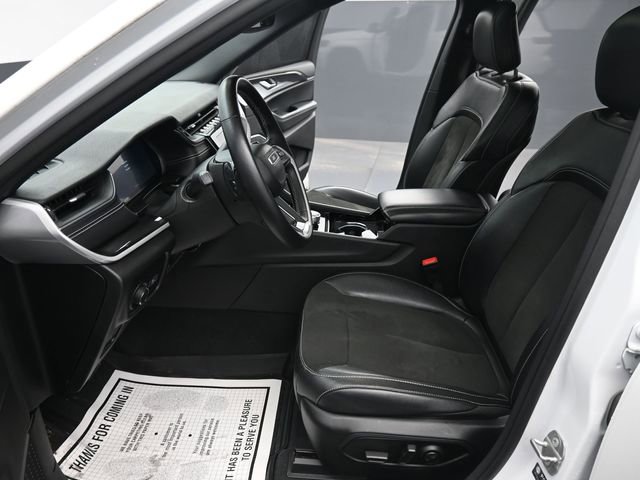 Used 2022 Jeep Grand Cherokee L Altitude image 14