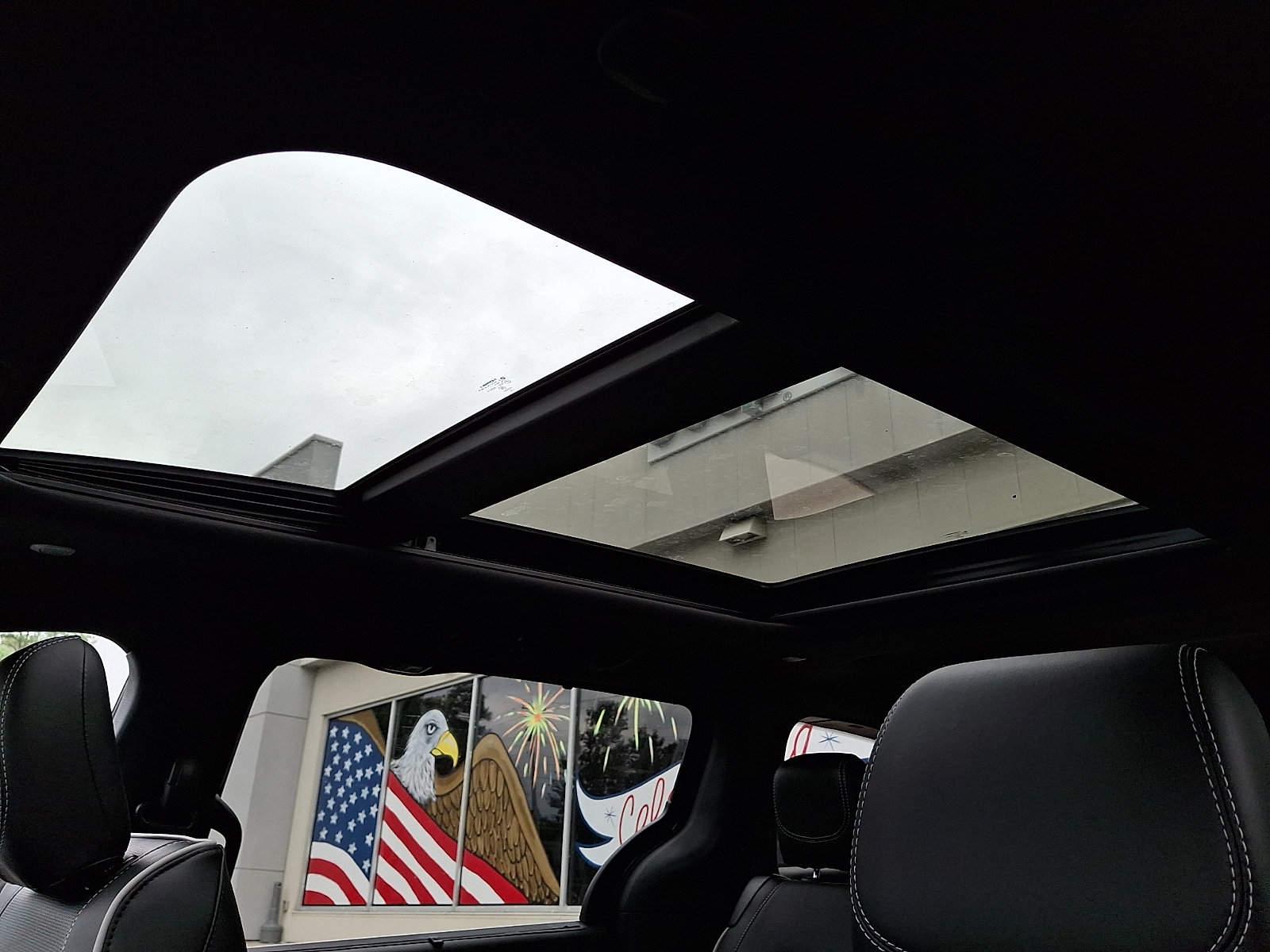 New 2027 Chrysler Pacifica Limited AWD/4WD image 10