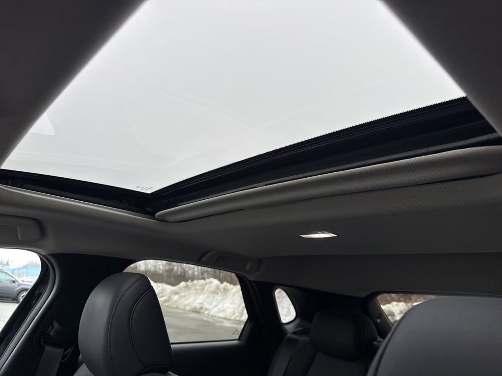 Used 2023 MAZDA CX-30 AWD 2.5 S w/ Premium Package image 40