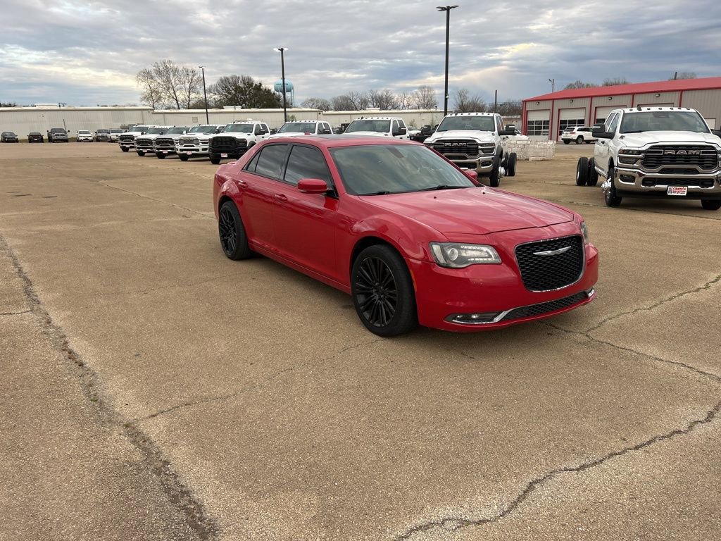 Used 2015 Chrysler 300 S w/ 300S Premium Group image 7