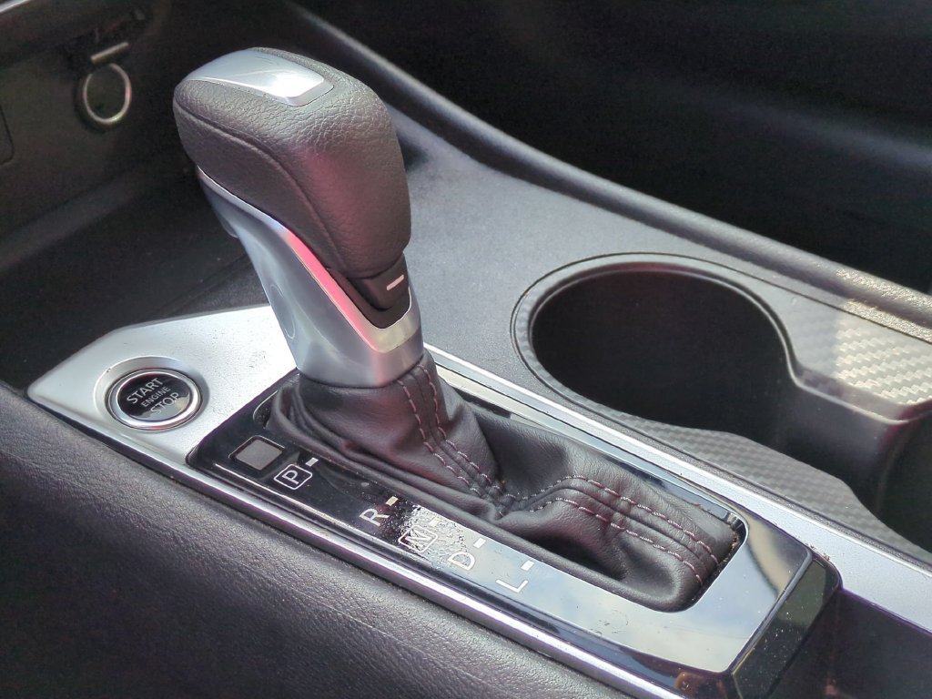 Used 2025 Nissan Altima 2.5 SV FWD image 19