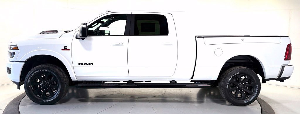 New 2027 RAM 2500 Laramie AWD/4WD image 8