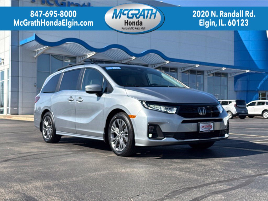 Certified 2026 Honda Odyssey Touring image 1
