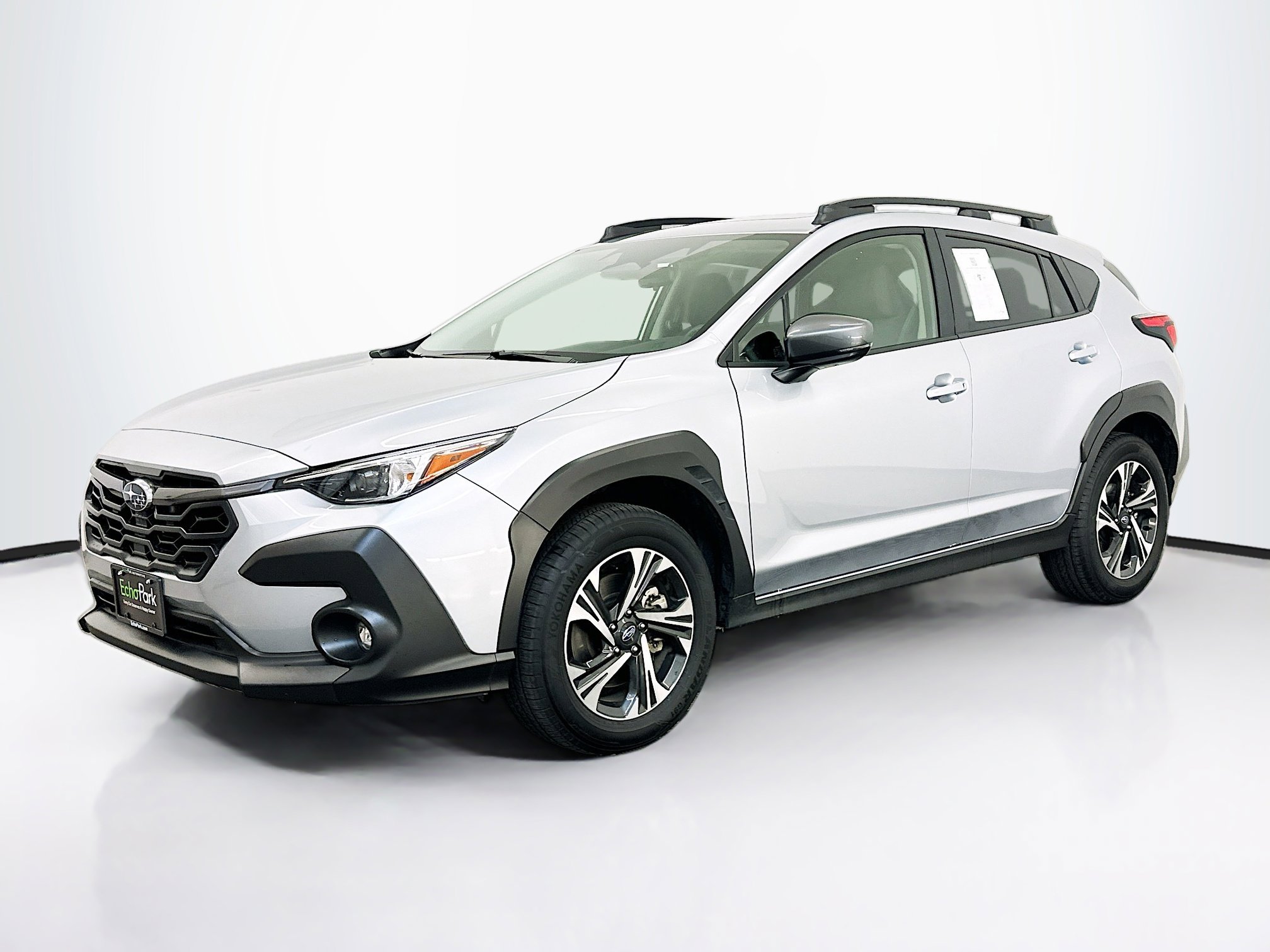Used 2024 Subaru Crosstrek 2.0i Premium image 3