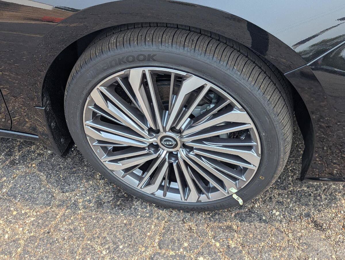 New 2026 Nissan Altima 2.5 SV w/ SV Premium Package FWD image 28