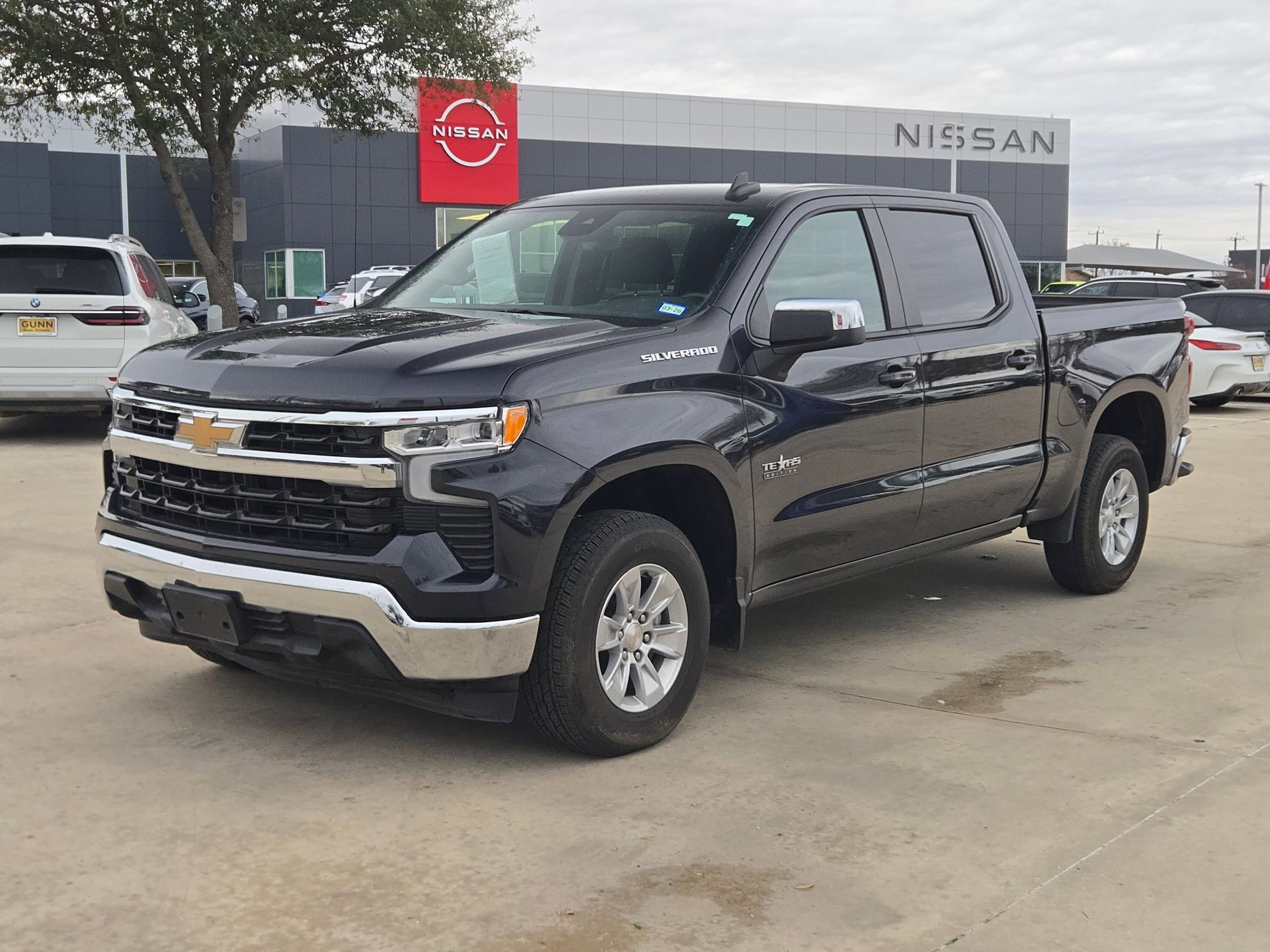 Used 2024 Chevrolet Silverado 1500 LT image 7