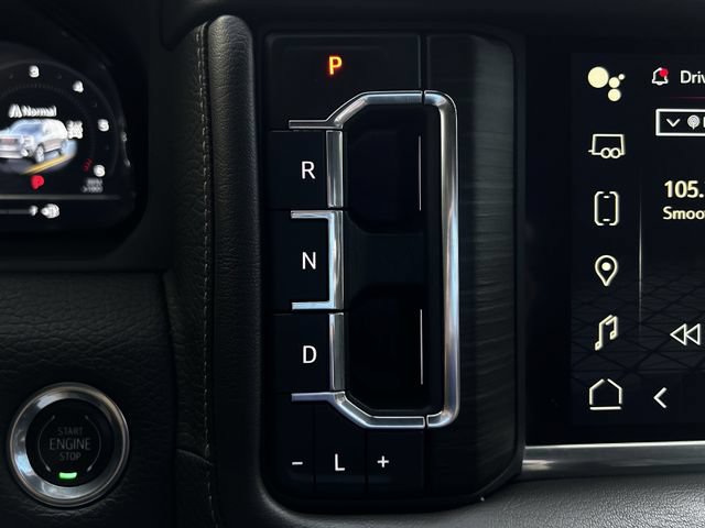 Used 2022 GMC Yukon XL Denali w/ Denali Premium Package AWD/4WD image 24
