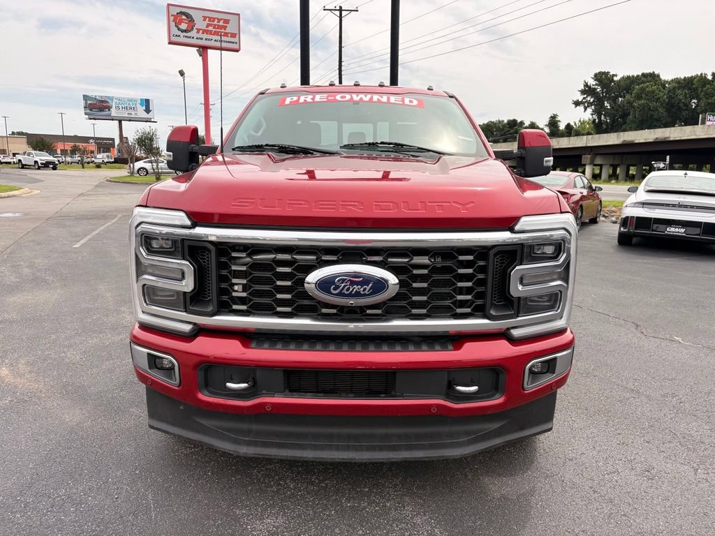 Used 2023 Ford F350 Limited AWD/4WD image 2