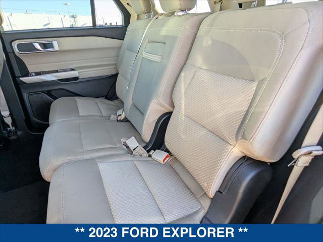 Certified 2023 Ford Explorer XLT RWD image 21