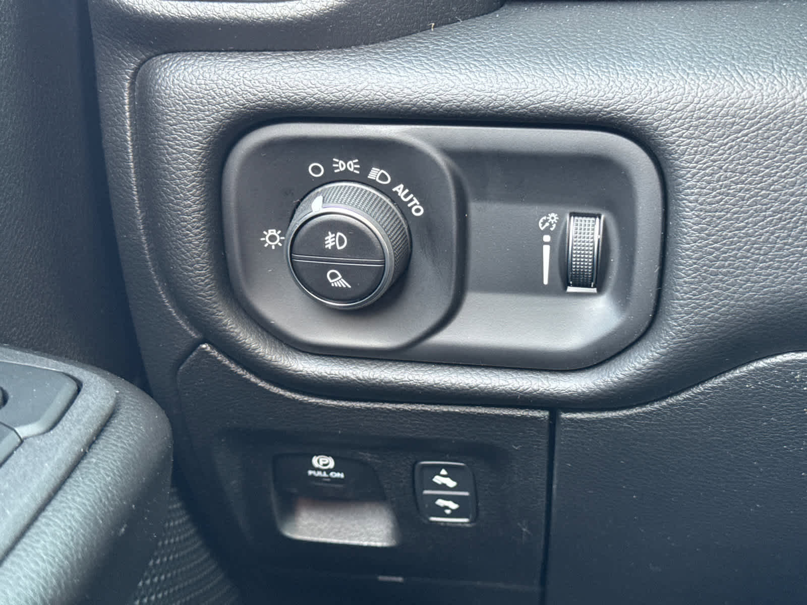 New 2026 RAM 1500 Big Horn w/ Night Edition image 21